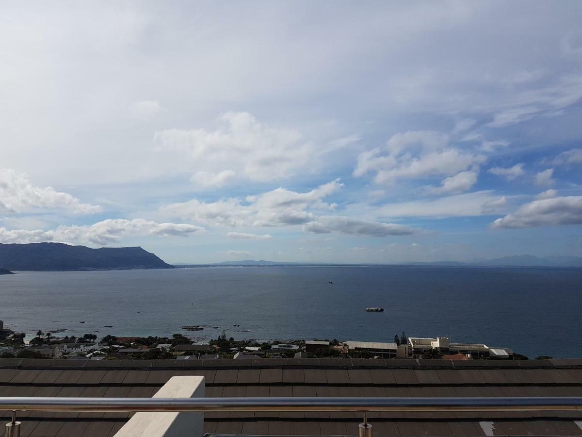 Magellans Hotel Simonʼs Town Exterior foto