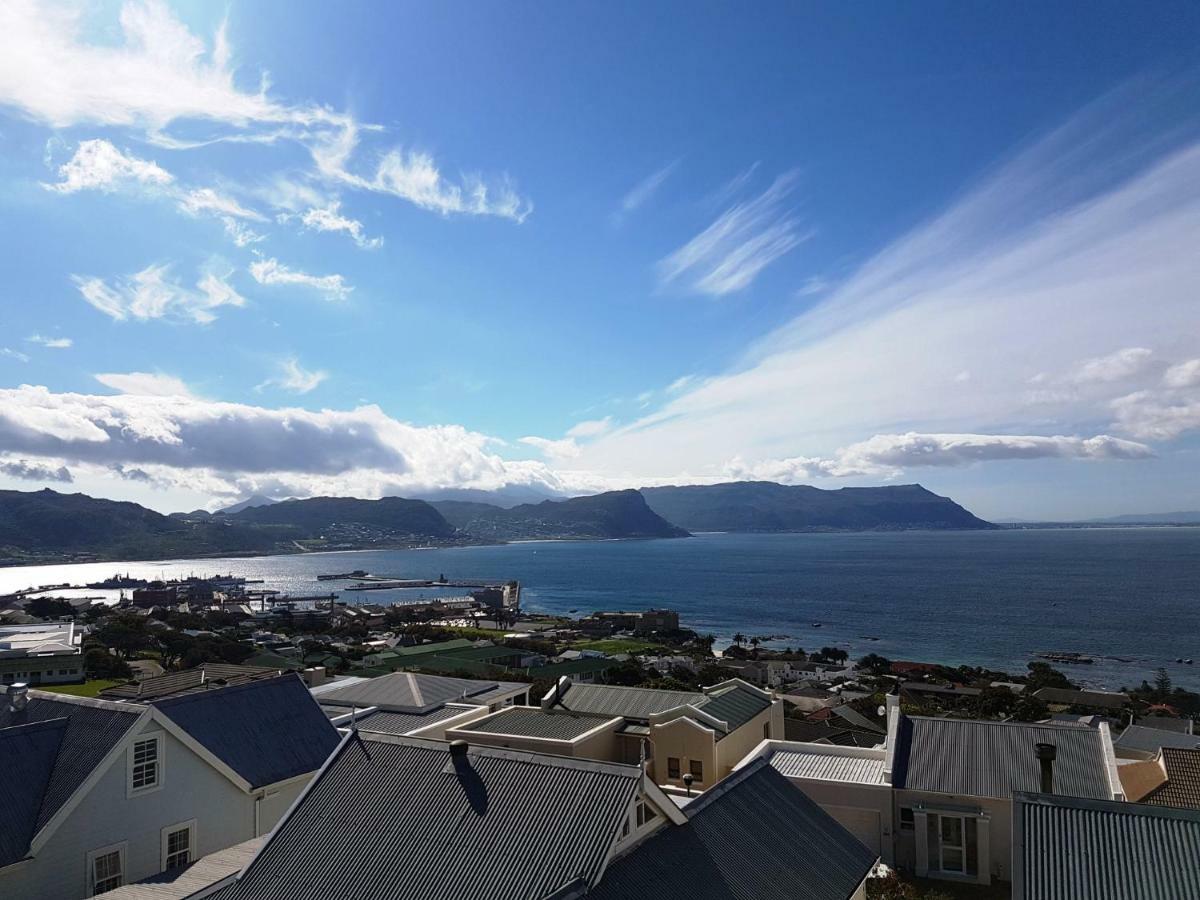 Magellans Hotel Simonʼs Town Exterior foto
